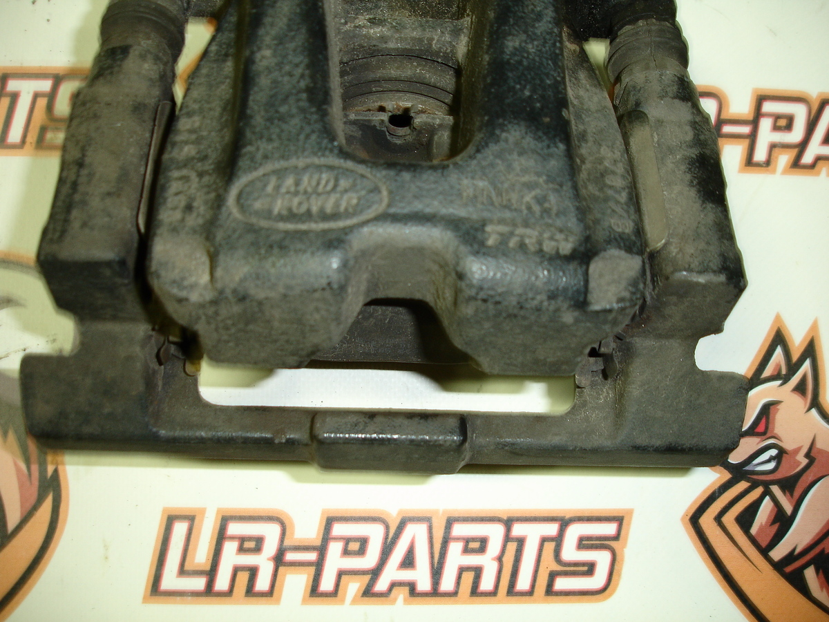 LR025737 Скоба суппорта заднего правого Range Rover L322 (2002-2012) Б/У